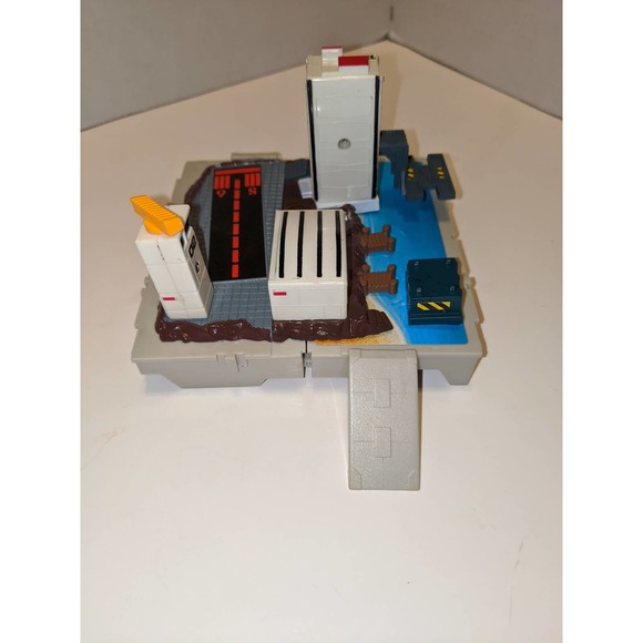 Vintage 1987 Galoob Micro Machines Travel Marina Air Base Military Jets Imperial - Picture 3 of 16